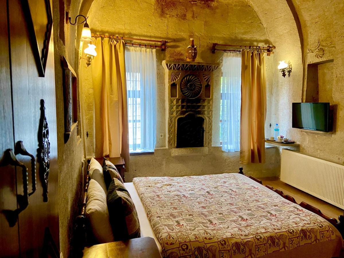 The Village Cave Hotel เกอเรเม ภายนอก รูปภาพ