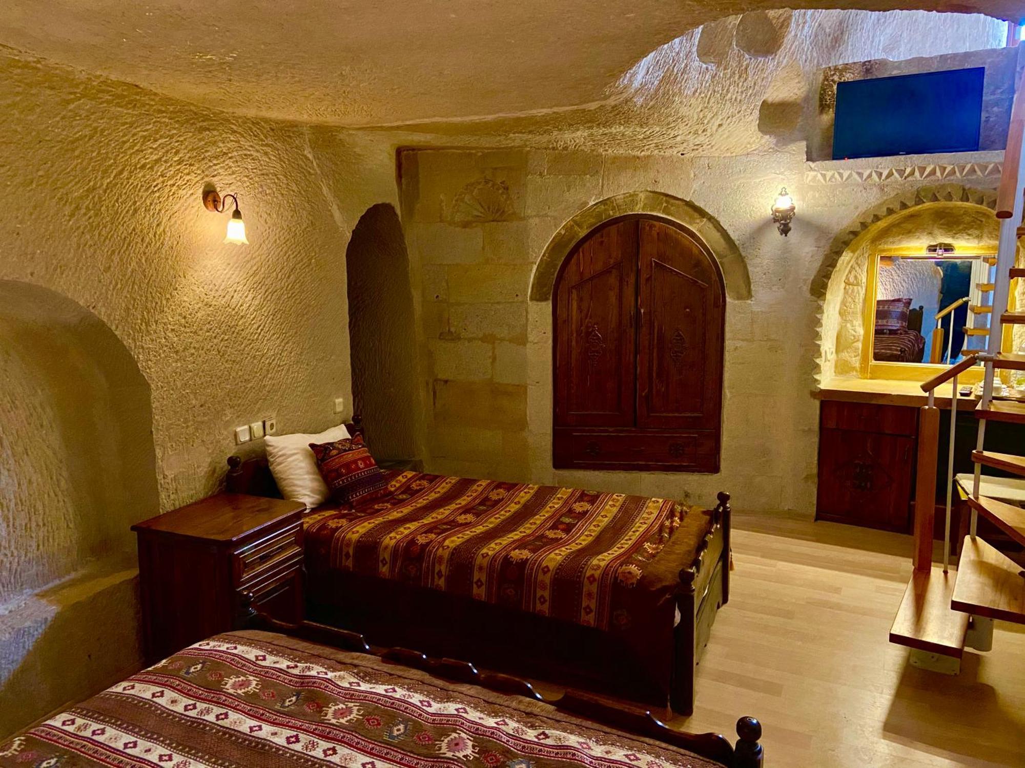 The Village Cave Hotel เกอเรเม ห้อง รูปภาพ