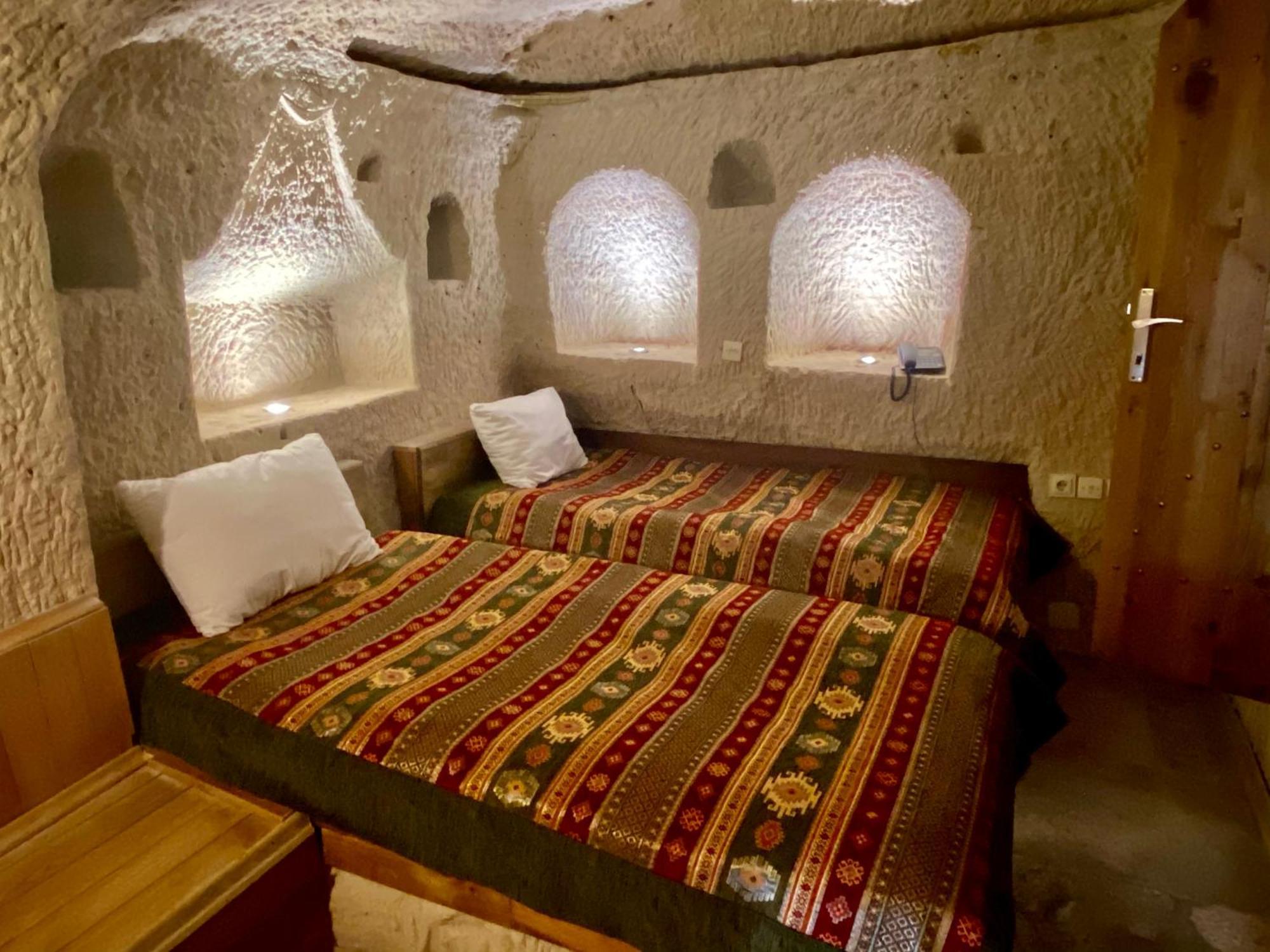 The Village Cave Hotel เกอเรเม ห้อง รูปภาพ